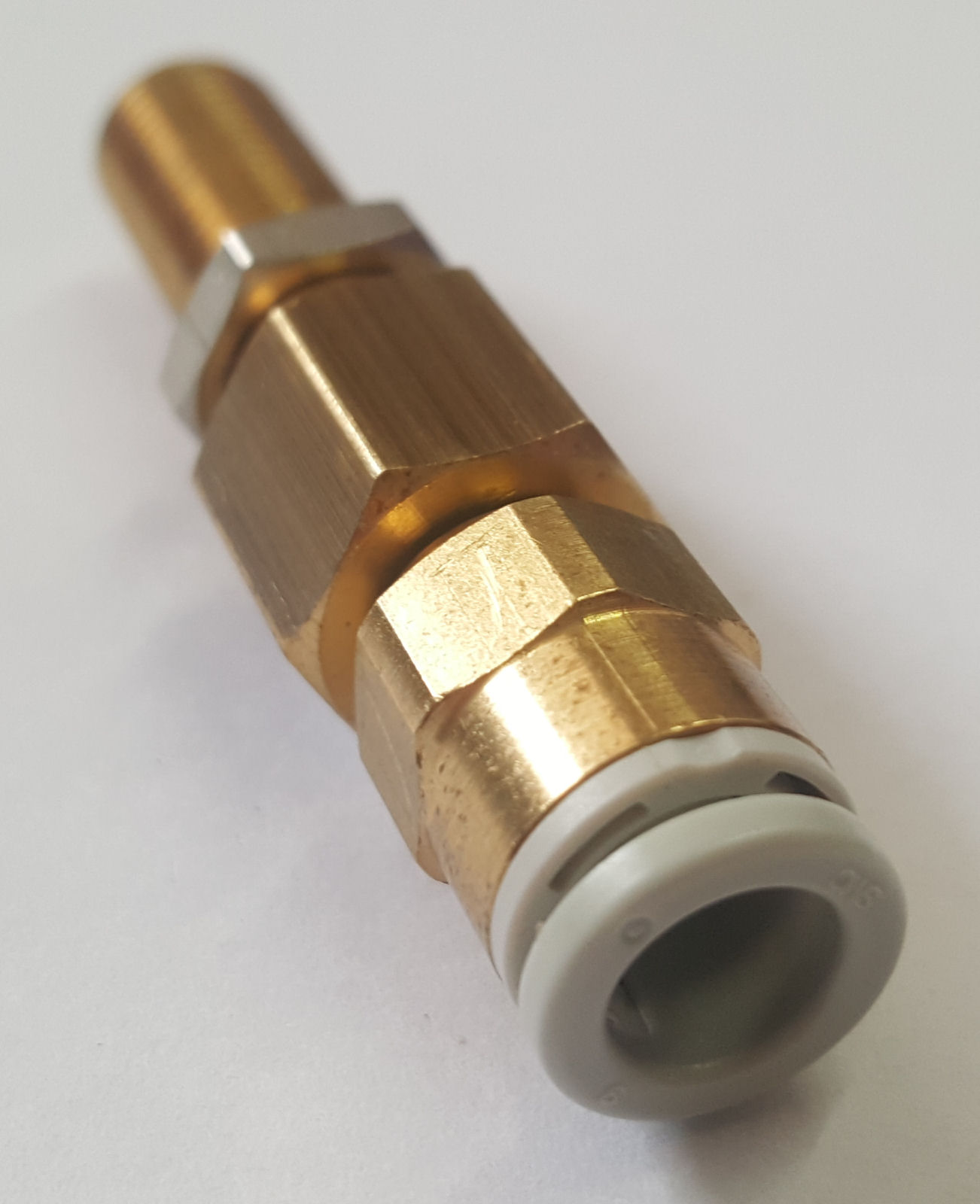 Messing Schlauchventil Verstellbar - Für 13mm & 15mm Schläuche, Gartenbewässerung